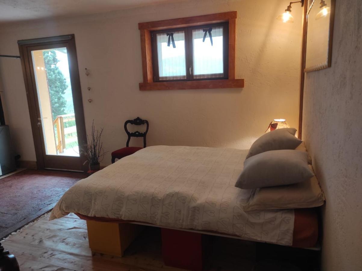 B&B Max & Lory Neviano degli Arduini Bagian luar foto